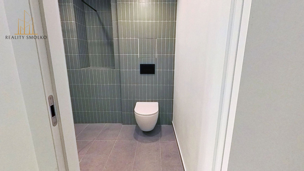 EXKLUZÍVNE: Dizajnový 2-izbový byt na Šafárikovej ulici – bývanie s charakterom