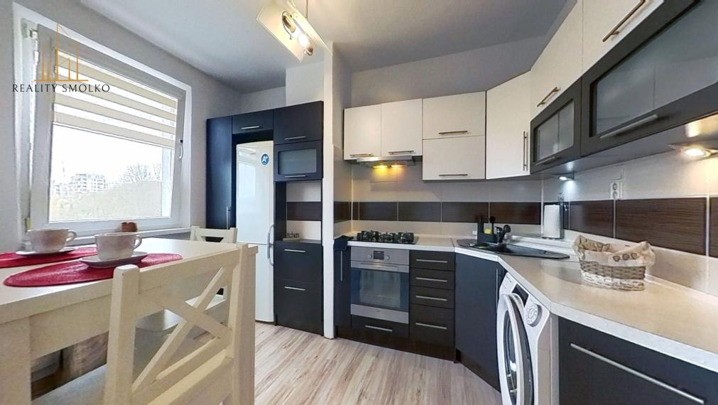 EXKLUZÍVNE: Štýlový 2,5-izbový byt s panoramatickým výhľadom (Kotrádova ul.)