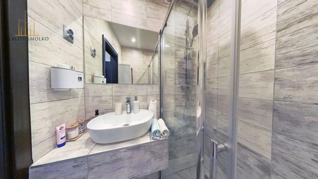 EXKLUZÍVNE: Štýlový 2,5-izbový byt s panoramatickým výhľadom (Kotrádova ul.)