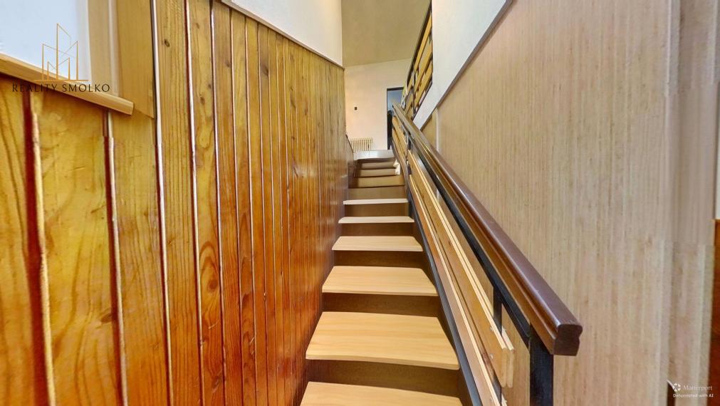 EXKLUZÍVNE - Rodinny dom na veľkom pozemku - Vyšná Šebastová - Prešov.