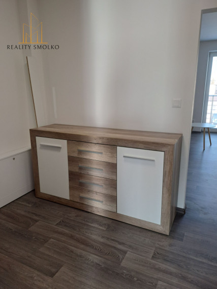 Prenájom 2-izbového bytu v blízkom centre mesta Humenné.