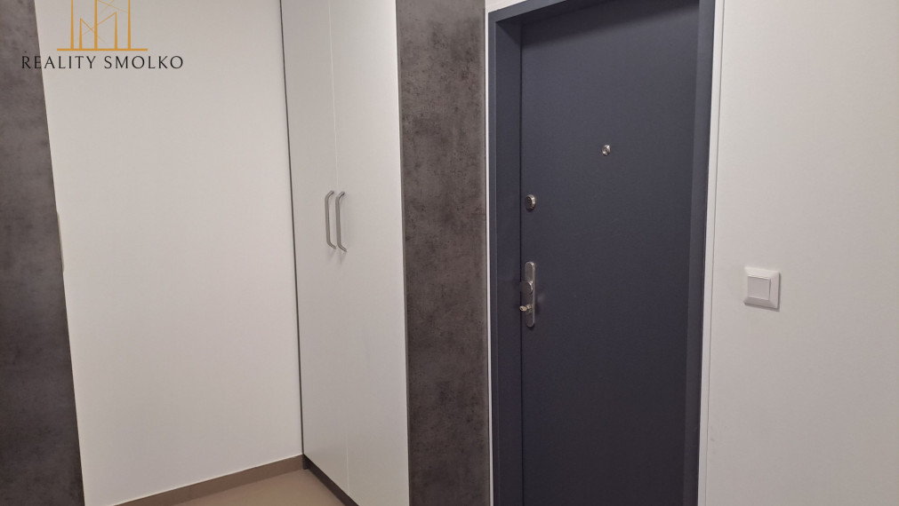 Prenájom 2-izbového bytu v blízkom centre mesta Humenné.