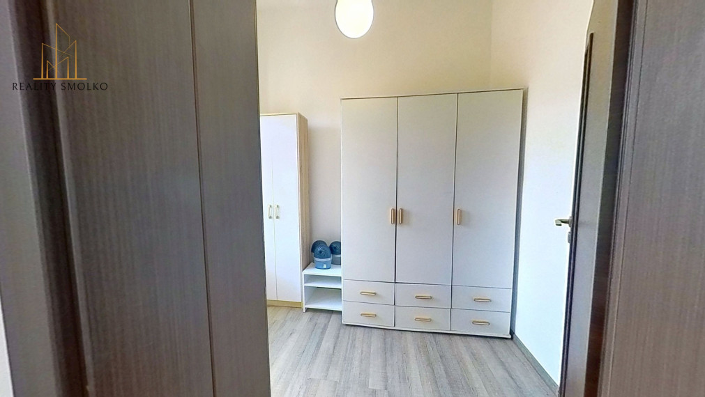 EXKLUZÍVNE: Priestranný 2-izbový byt priamo v centre Prešova – Ideálne pre študentky