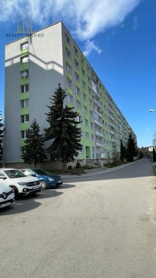PREDANÉ !!!  Priestranný 4i byt bez balkóna Sídlisko III, Prešov