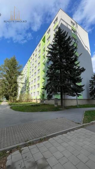 PREDANÉ !!!  Priestranný 4i byt bez balkóna Sídlisko III, Prešov