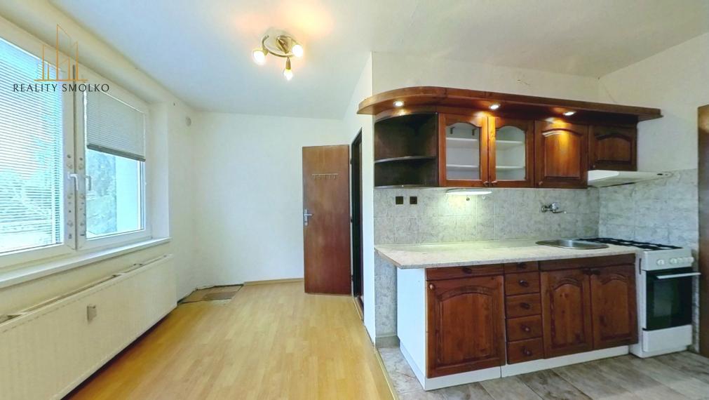 PREDANÉ !!!  Priestranný 4i byt bez balkóna Sídlisko III, Prešov