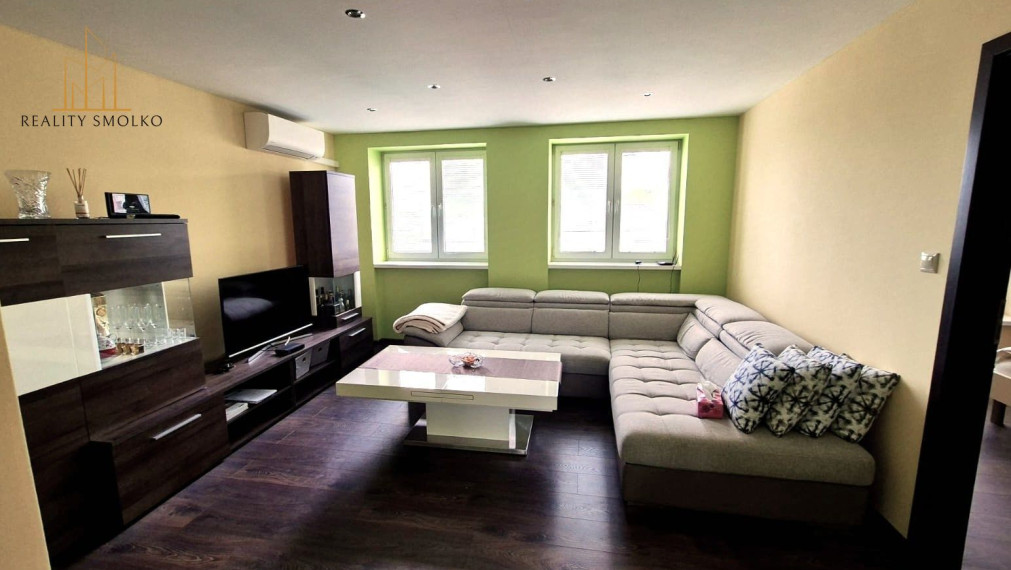 ***PREDANÉ***3i byt, 84 m²,komplet.rekonšt.+ garáž, záhradka,3D