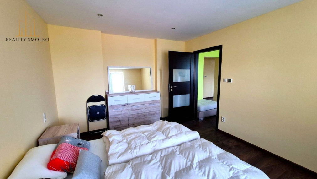 ***PREDANÉ***3i byt, 84 m²,komplet.rekonšt.+ garáž, záhradka,3D