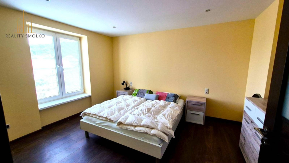 ***PREDANÉ***3i byt, 84 m²,komplet.rekonšt.+ garáž, záhradka,3D