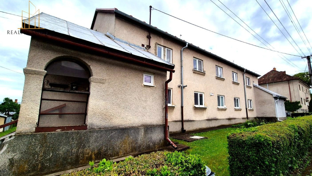 ***PREDANÉ***3i byt, 84 m²,komplet.rekonšt.+ garáž, záhradka,3D