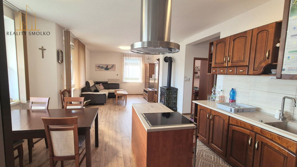 Na predaj 4i RODINNÝ DOM, pozemok 698 m², TERIAKOVCE
