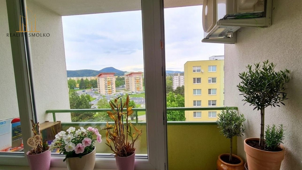  ***REZERVOVANÉ***  Prenájom 3 izbový byt, Sídl.3, 73 m², klimatizovaný