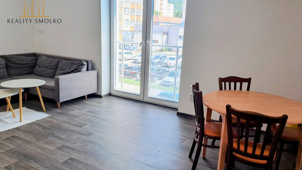 Prenájom 2-izbového bytu v blízkom centre mesta Humenné.
