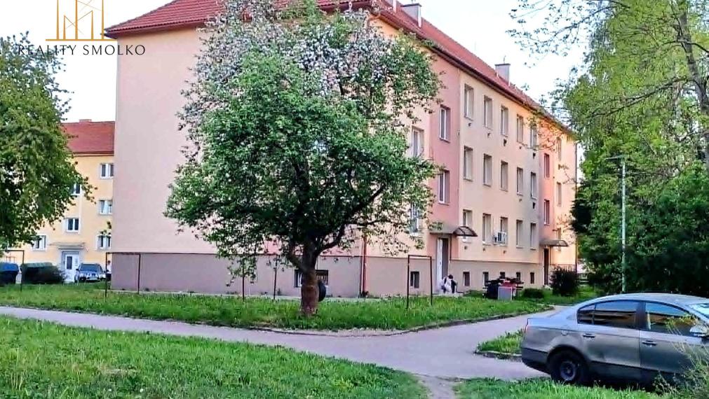 EXKLUZÍVNE : Na prenájom 3i byt v tichej časti centra mesta.