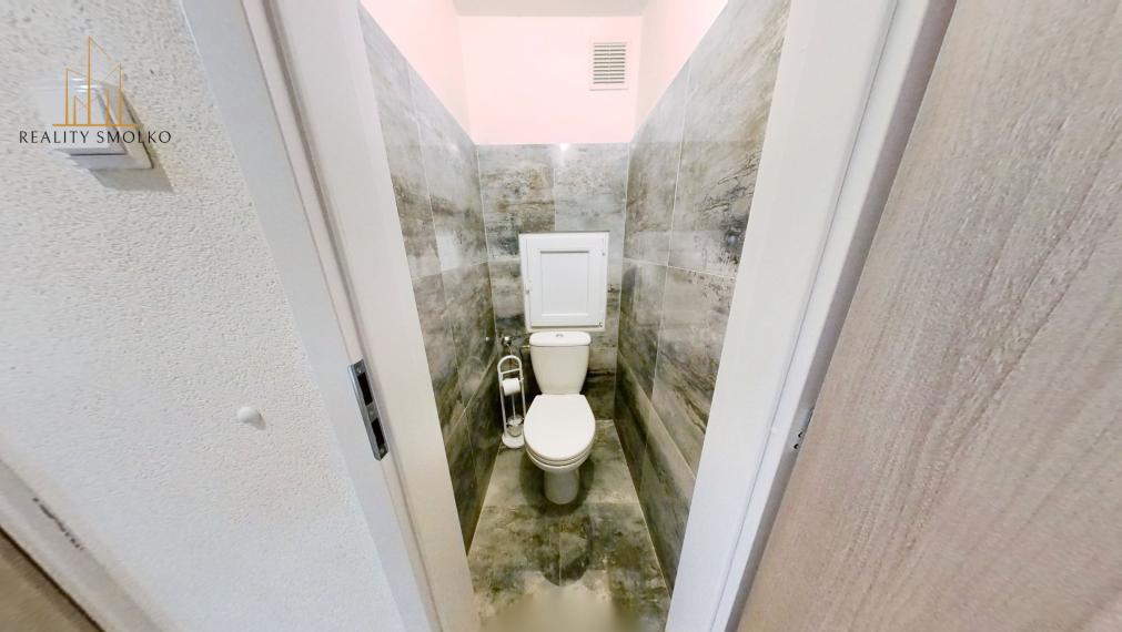 AKTUALIZÁCIA CENY !!!  Predaj 3 izbový byt, Spišská Nová Ves, centrum mesta.