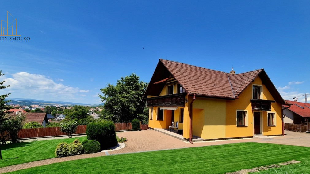 Na predaj RODINNÝ DOM s ďalším BYTOM a samostatným vchodom, pozemok 1001 m²