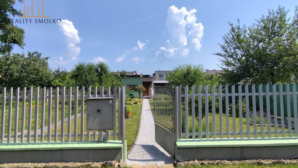 Predám pozemok s čarovnou záhradou a záhradným domčekom