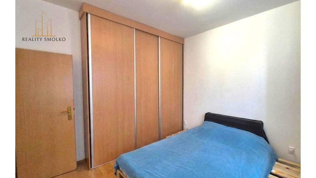 Prenájom - 2i  tehlový byt, vlastný parking, 2 x balkón, vlastné kúrenie 