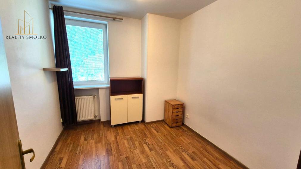 Prenájom - 1,5i  tehlový byt, vlastný parking, balkón, vlastné kúrenie 