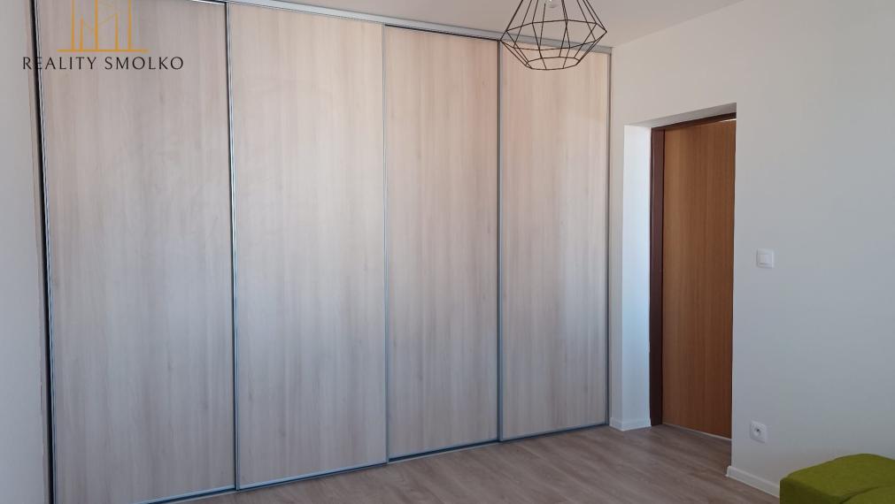 2-izbový byt s loggiou, vlastným kúrením a parkovaním - Veľký Šariš