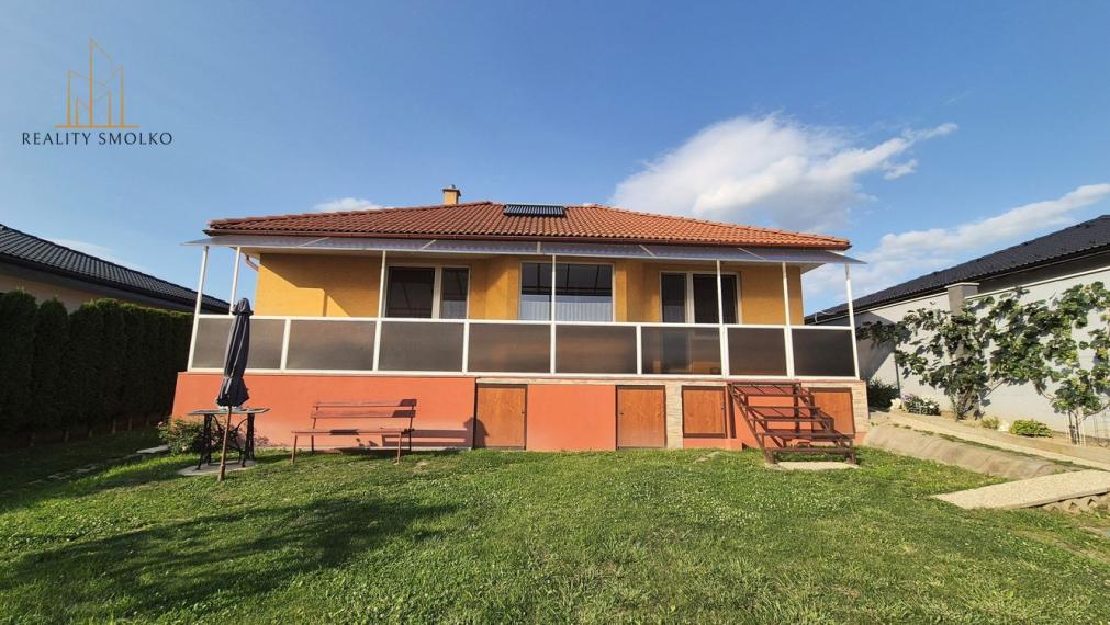 Dom bez jediného schodu + letná kuchyňa — Teriakovce pri Prešove
