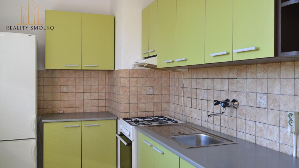 Prenájom - 2-izbový byt na Sídlisku III,  ulica Mirka Nešpora