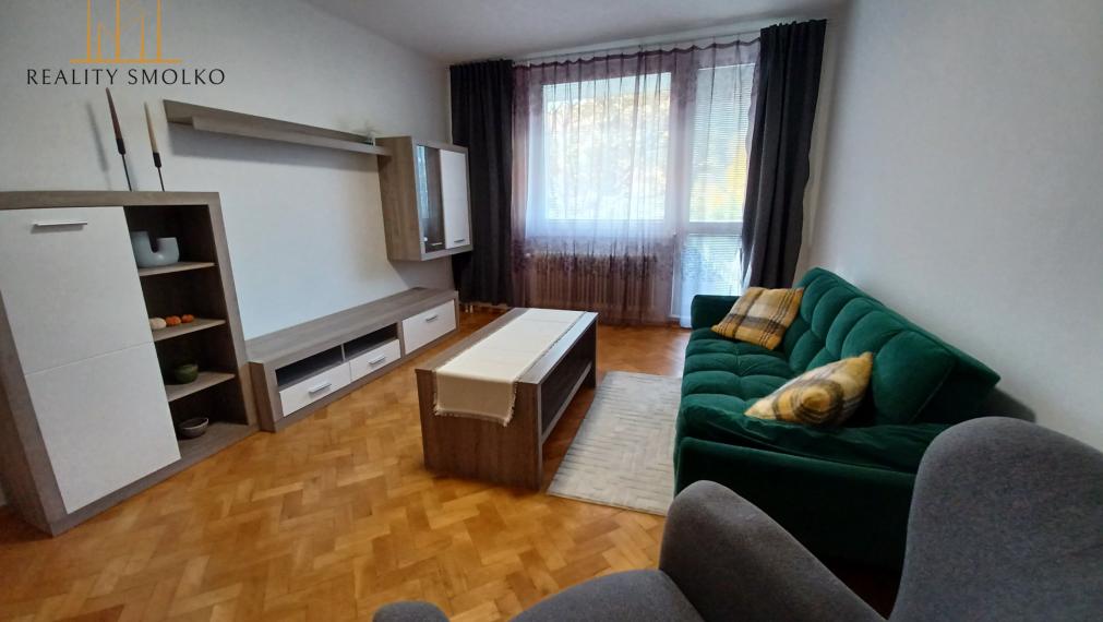 PRENAJÓM 2-izbový zariadený tehlový byt s loggiou po rekonštrukcii na Sídlisku II