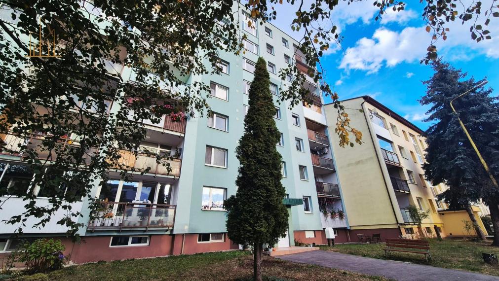 Svetlý 4-izbový byt s nádherným výhľadom