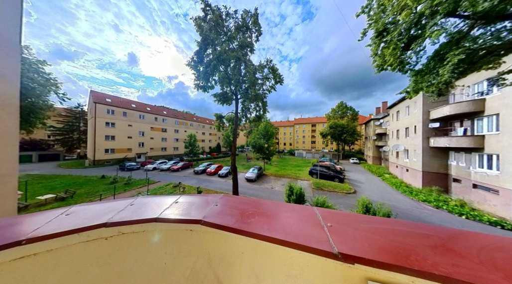 Prenájom 4-izbový byt s 2 balkónmi, Prešov.