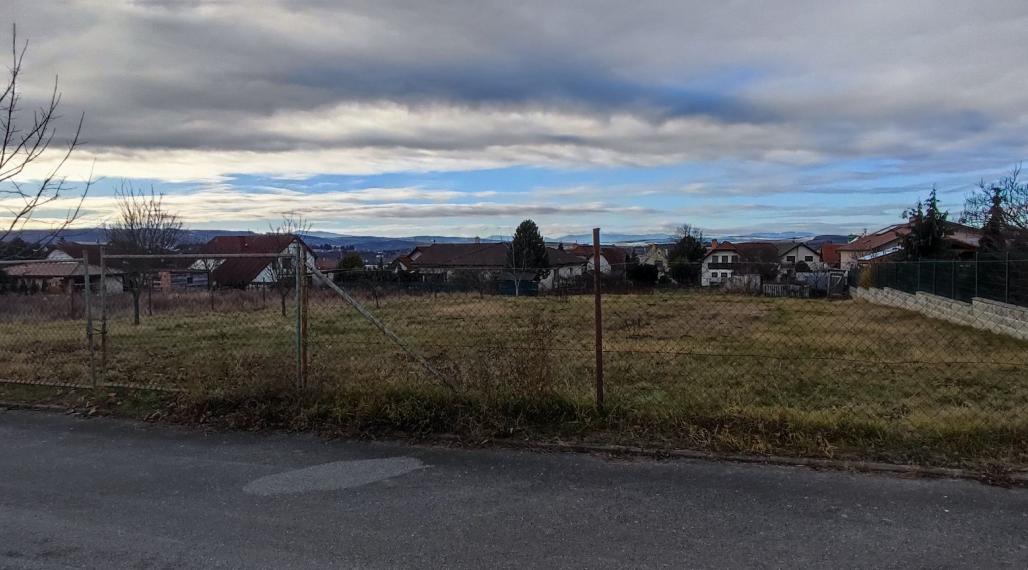 EXKLUZÍVNE - pozemok k výstavbe RD - 796.5 m² - Ľubotice - Prešov.