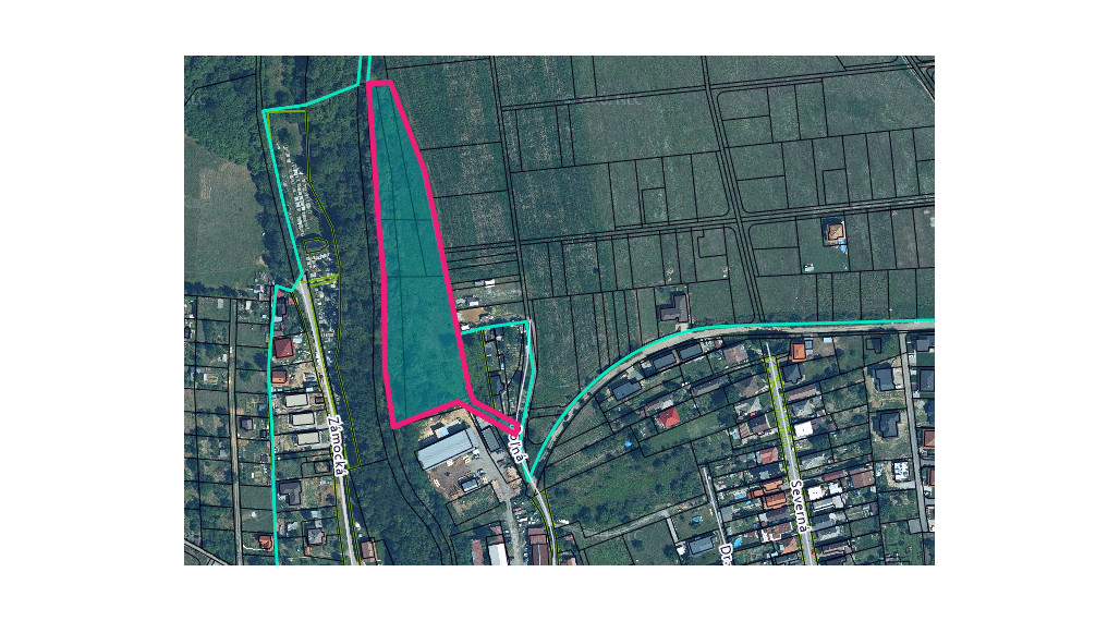 Pozemok na podnikanie v priemyselnej časti - Veľký Šariš