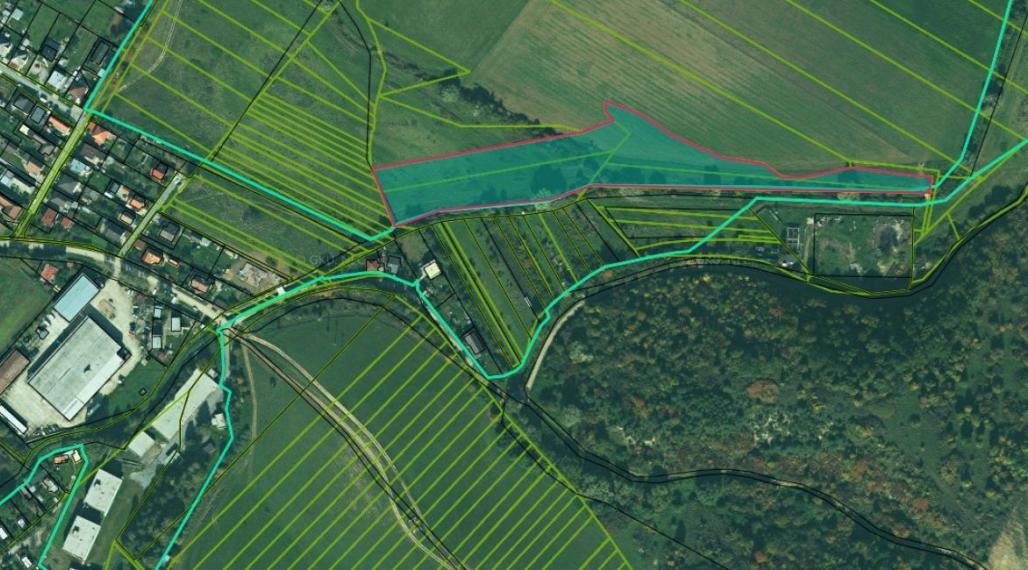 Predaj pozemku Malý Šariš, 17 000 m²