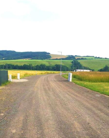 POZEMOK na výstavbu RD 1317 m², HANKOVCE