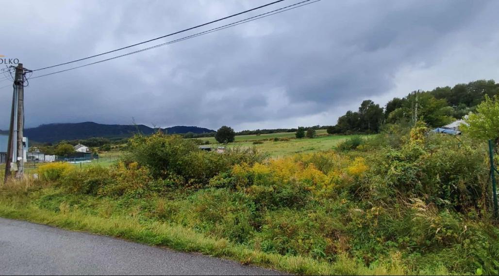 EXKLUZÍVNE - pozemok k výstavbe RD - 1222 m² - Vyšná Šebastová - Prešov