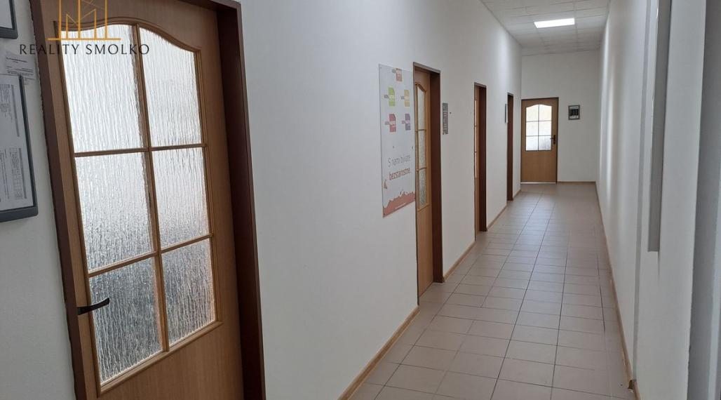 Prenájom kancelárskeho priestoru v absolútnom centre mesta Humenné