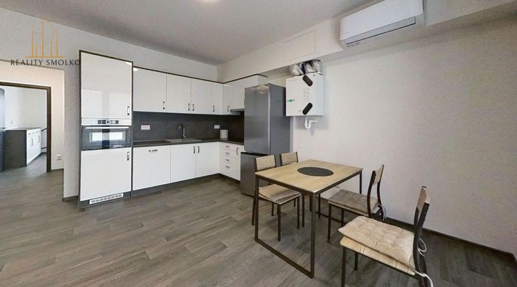 Prenájom 2-izbového bytu v blízkom centre mesta Humenné.