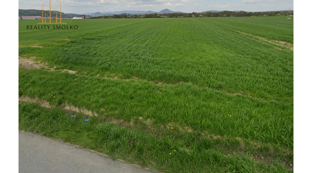 Na predaj pozemok v obci ZÁBORSKÉ