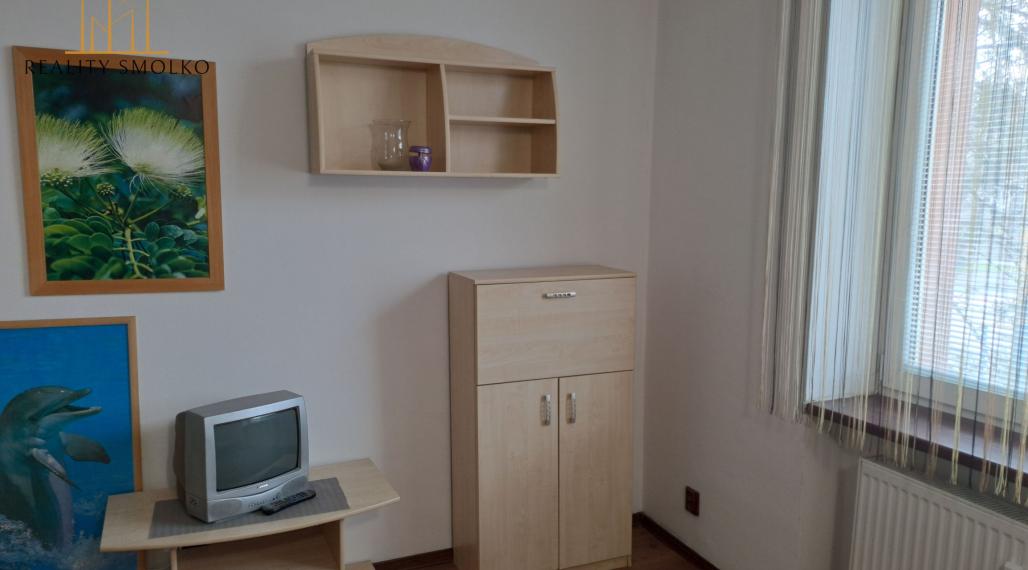 PRENÁJOM  GARSÓNKY, 22 m², Humenné
