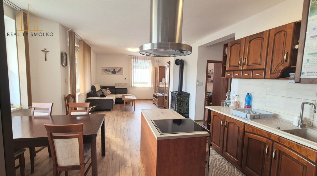 Na predaj 4i RODINNÝ DOM, pozemok 698 m², TERIAKOVCE