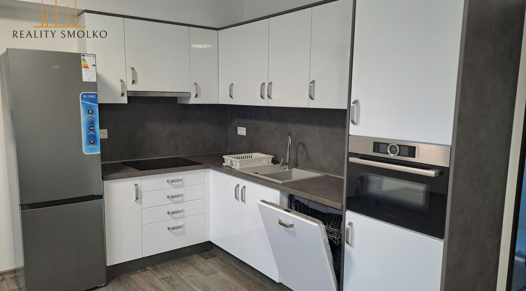 Prenájom 2-izbového bytu v blízkom centre mesta Humenné.