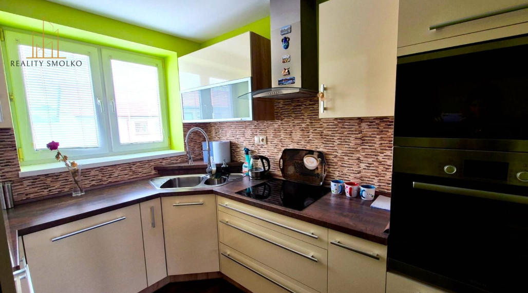 ***PREDANÉ***3i byt, 84 m²,komplet.rekonšt.+ garáž, záhradka,3D