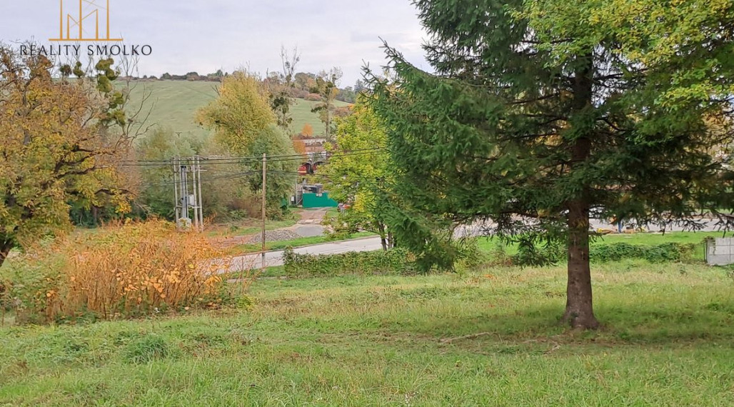 POZEMOK na výstavbu RD 2.192 m², HUMENNÉ