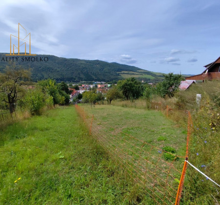 REZERVOVANÉ !!!  Pozemok 900 m2 v Pečovskej Novej Vsi na výstavbu RD, okr. Sabinov