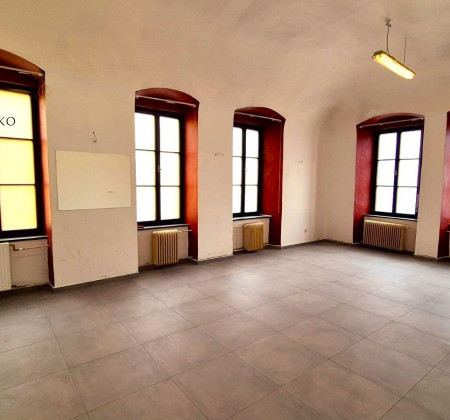 Prenájom komerčných priestorov v centre mesta PREŠOV