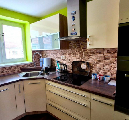 3i byt, 84 m²,komplet.rekonšt.+ garáž, záhradka,3D