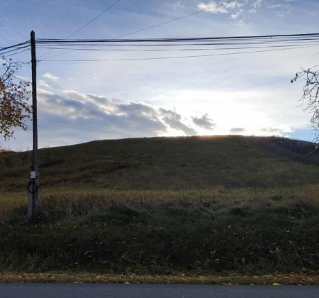 EXKLUZÍVNE - Pozemok k výstavbe Rodinných Domov - Čeľovce - 99.000 €.