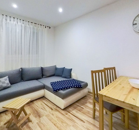 PRENÁJOM: Kompaktný a moderne zariadený 2-izbový byt v Prešove.