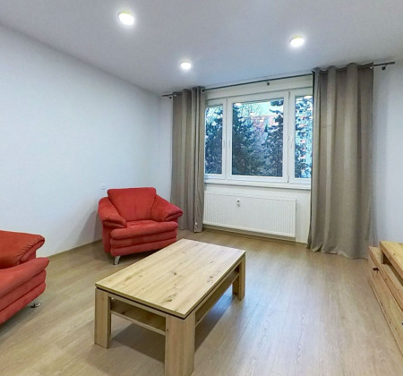 PRENÁJOM: Štýlový, kompletne zrekonštruovaný 2-izbový byt v Prešove.