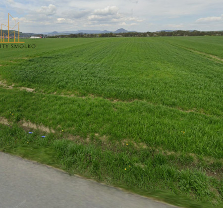 Na predaj pozemok v obci ZÁBORSKÉ