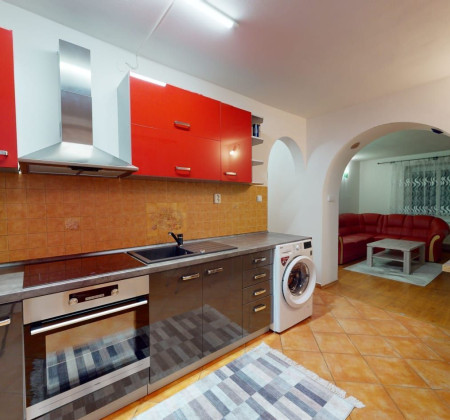 Prenájom 2-izbový byt v centre mesta Spišská Nová Ves.